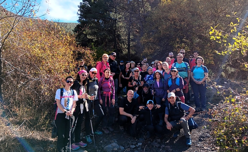 241111 Éxito de participación con 50 personas en el sendero Camino del C...