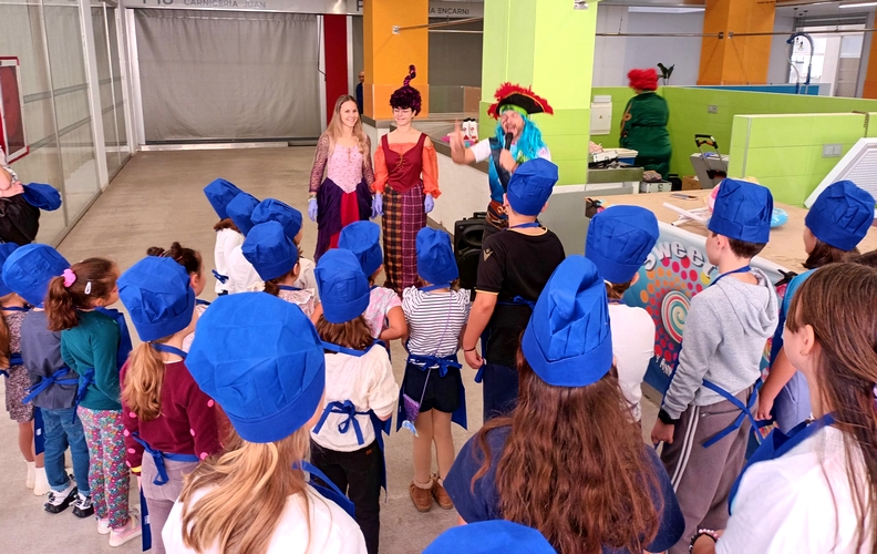 241111 Gran participación en la primera jornada de los talleres de Cocin...