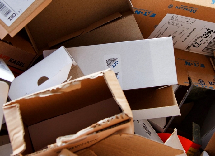 241112 Adra adquiere 12 nuevos contenedores de recogida de papel y cartó...