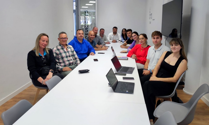 241129 Renión Comité de Empresa Surbús y Consejo de Estudiantes de la UAL