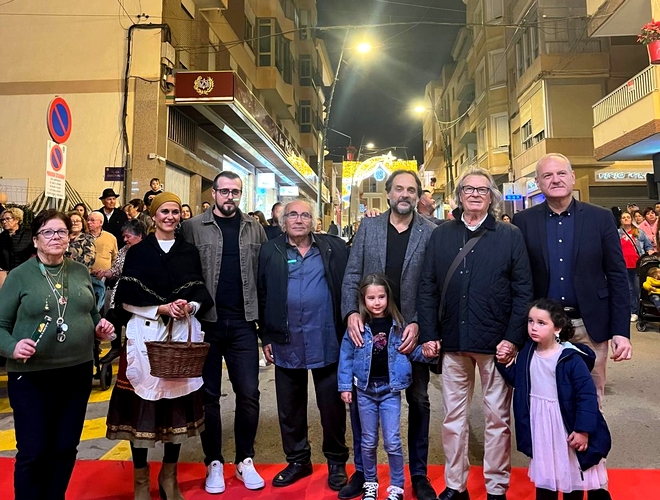 Cuevas enciende su Navidad 2024 (1)