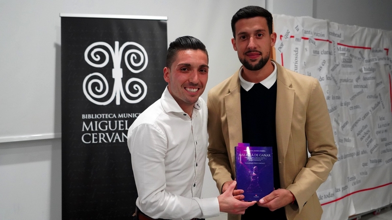 Presentacion libro Mas alla de ganar Berja 1