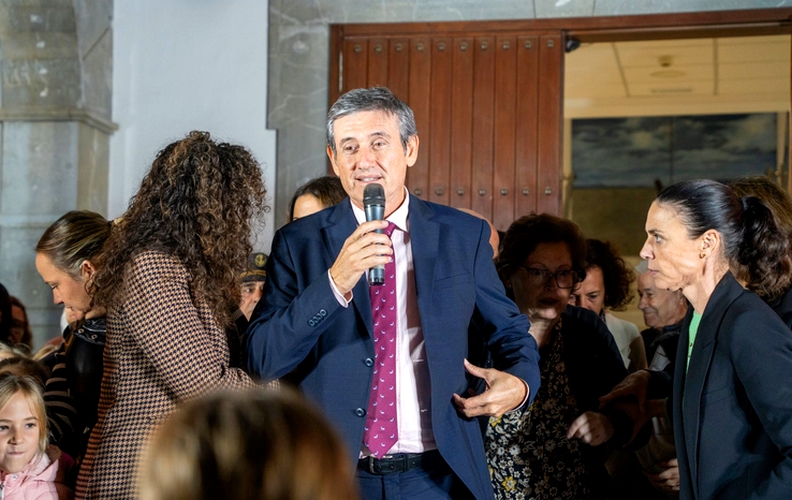 ff4624b3-af76-4fc6-8c4c-3be6247b8646