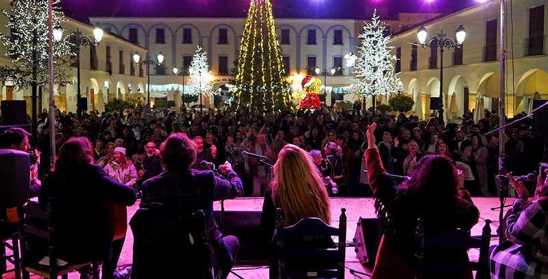 zambomba flamenca Berja 2023 plaza porticada