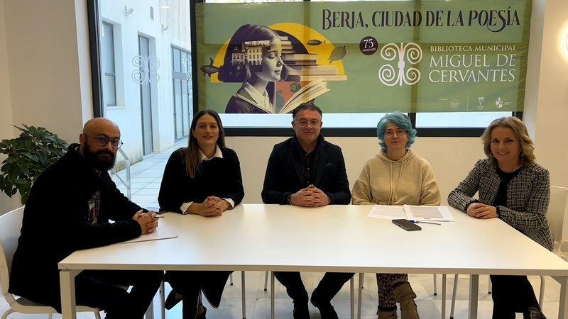 La biblioteca de Berja recibe el premio internacional iberbibliotecas