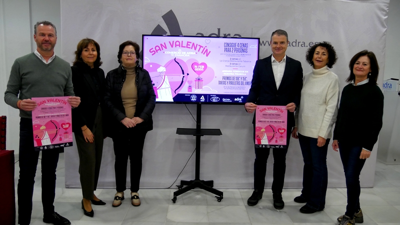 250130 'El Comercio de Adra te enamora' la campaña de San Valentín de la...