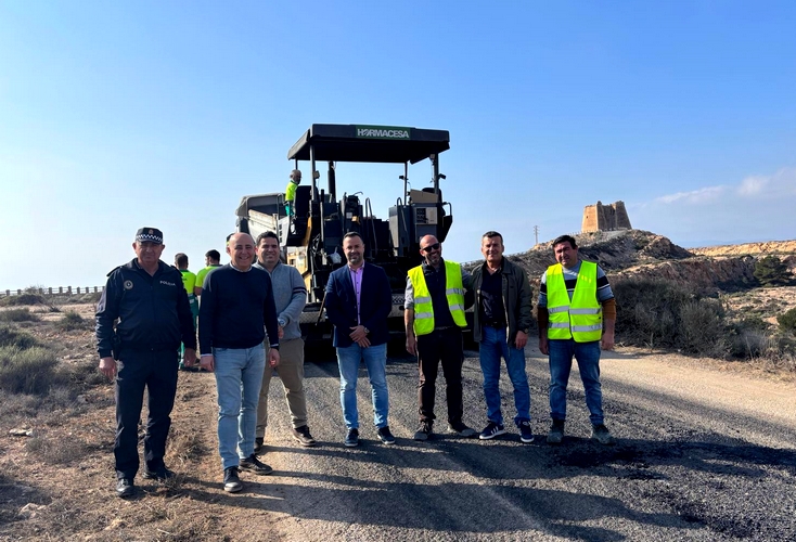 250227 Foto visita pavimentación