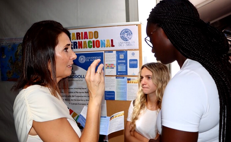 FOTO 1 UAL FEBRERO 25 VOLUNTARIADO INTERNACIONAL