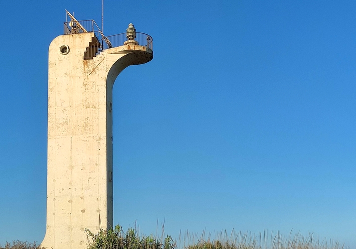Faro Punta de Baños de la Autoridad Portuaria de Almería, localizado en El Ejido 2