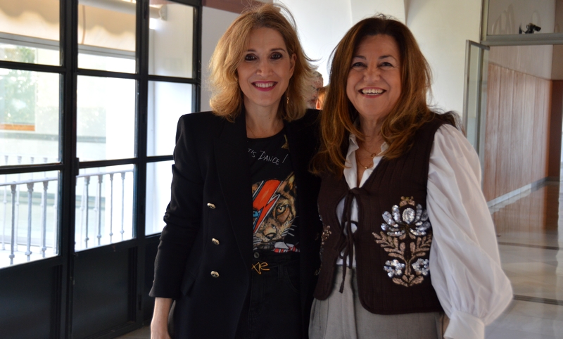 JULIA IBÁÑEZ CON LA CONSEJERA DE EDUCACIÓN 2