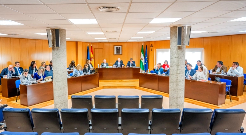 pleno jueves 13 2025