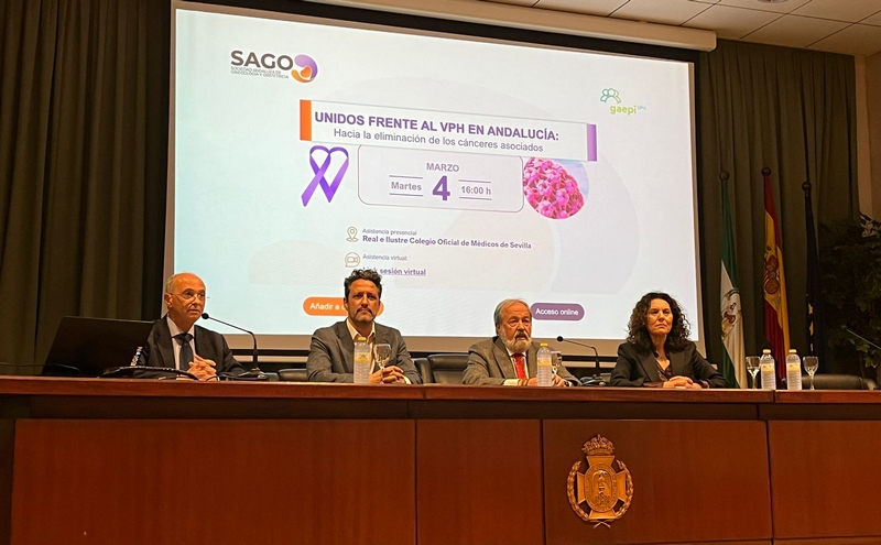 250305 Magdalena Cantero y Gabriel Fiol en el acto celebrado esta tarde en Sevilla