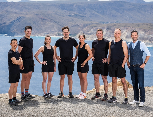 Champion der Champions
In «Champion der Champions» stellen sich sieben ehemalige Sportstars nochmals einem harten Wettkampf und treten in unterschiedlichen Disziplinen gegeneinander an.
Gruppenbild v.l.:
Donghua Li (56, Kunstturnen), Franco Marvulli (45, Velo), Selina Gasparin (40, Biathlon), Daniel Albrecht (40, Ski), Patty Schnyder (45, Tennis), Beat Hefti (46, Bob), Stefan Angehrn (59, Boxen), Moderator Lukas Studer
 
2024

Copyright: SRF/Valeriano di Domenico