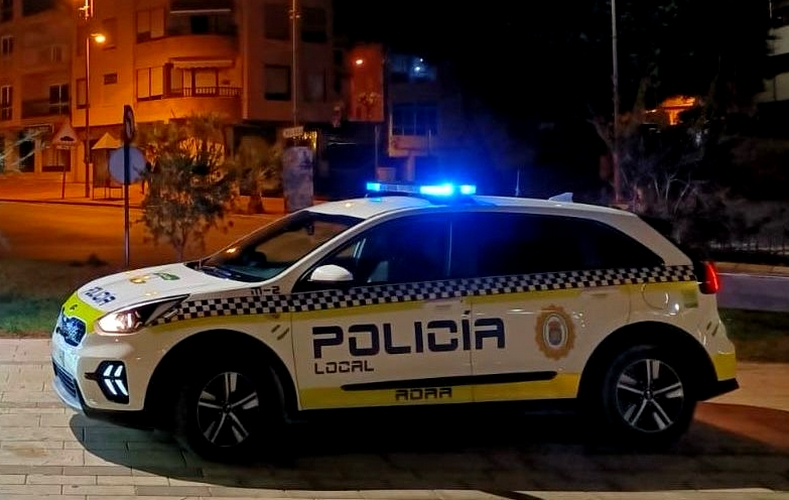 250313 Policía Local de Adra recupera en Las Cuatro Higueras un vehículo...
