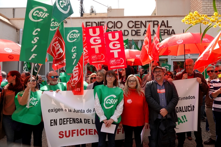 250320 Concentración UAL32