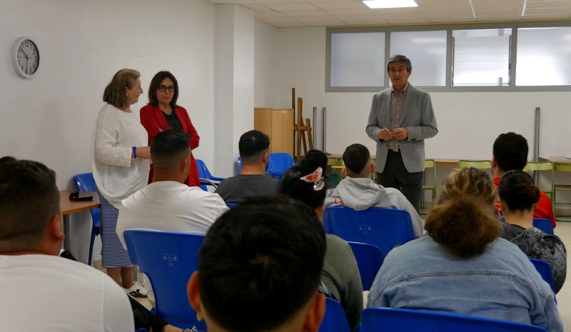 250324 Publicadas las bases para la selección de docentes de Formación P...