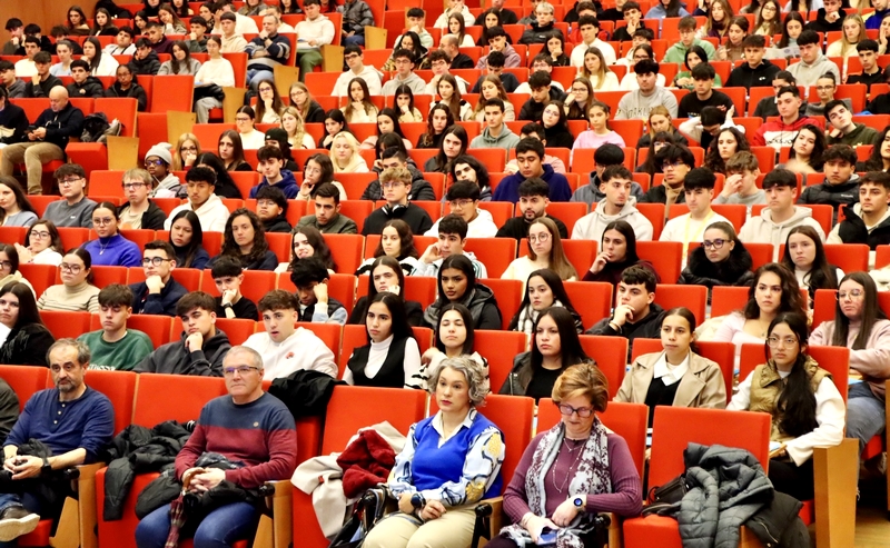 FOTO 4 UAL 4 MARZO 2025 JORNADAS ORIENTACIÓN