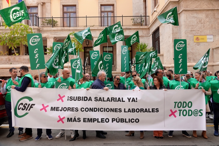 250404 Concentración EP Subdelegación7