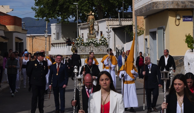procesion Resucitado 2025 en Berja 3