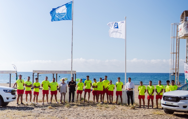 04072023 Izado Banderas San José 1