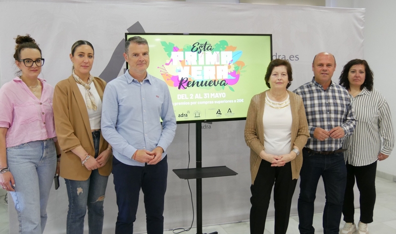 250502 El comercio local de Adra reparte más de 600 euros en premios con...