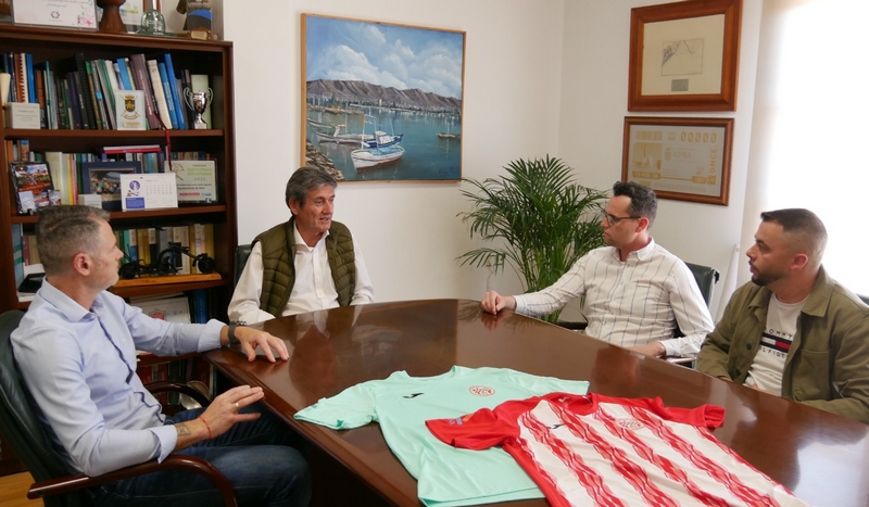 250522 Nace el Club Deportivo Ciudad de Adra Athletic centrado en el fút...