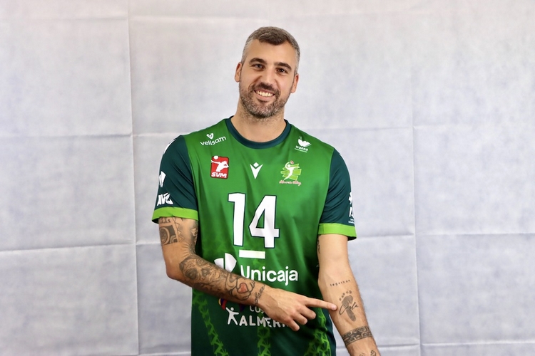 (11-08-25) Unicaja Costa de Almería - Borja Ruiz 1