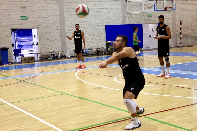(25-09-25) Unicaja Costa de Almería - Álex Moya