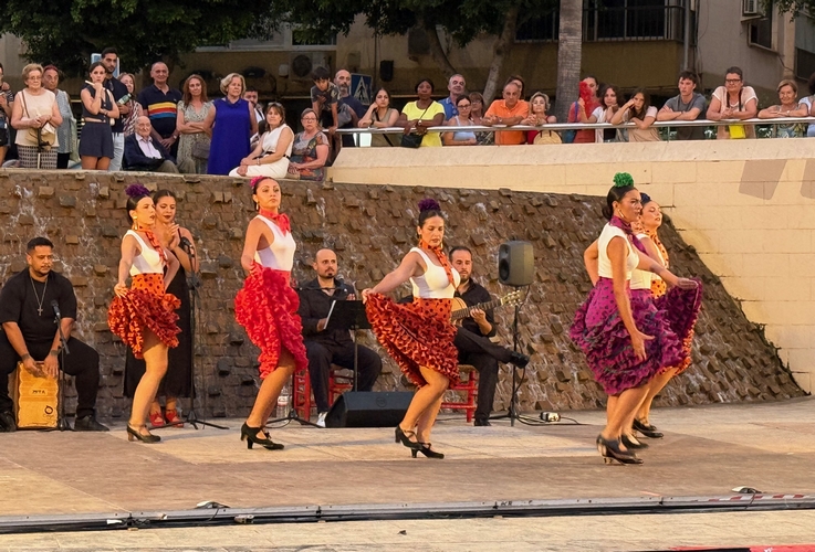 250903 Actuación escuela de Chelo Ruiz (3)