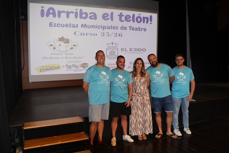 250913 INICIO ESCUELAS TEATRO (1)