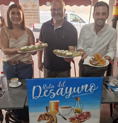 Inauguración de la I Ruta del Desayuno de ASHAL