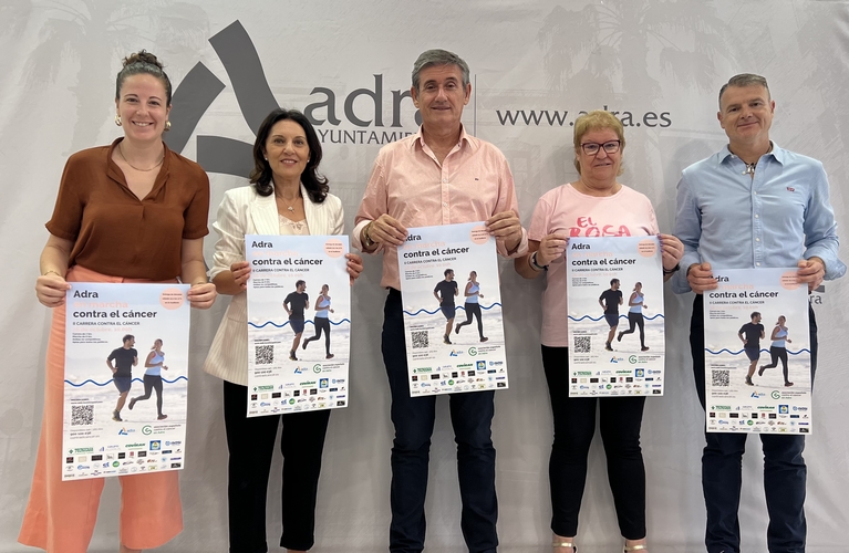 251015 La carrera 'Adra, en marcha contra el cáncer' se celebrará el 26 de octubre, con el reto de alcanzar los 800 participantes