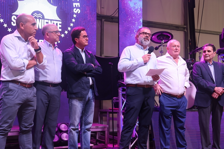 251025 ACTO SOCIAL SOLPONIENTE (1)