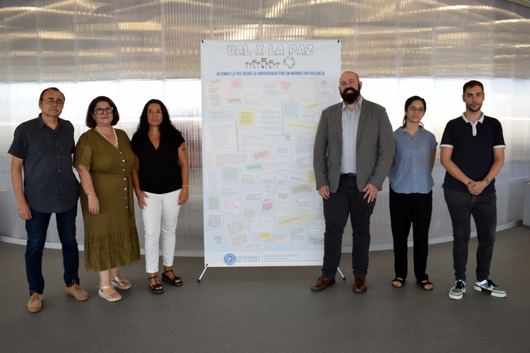 FOTO 1 OCTUBRE 07 2025 PRESENTACIÓN PANEL DEL PROGRAMA UAL POR LA PAZ