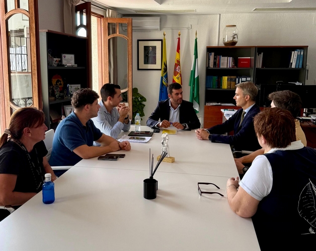 FOTO VISITA DELEGADO (1)