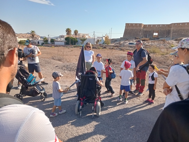 La diputada María Luisa Cruz durante la ruta