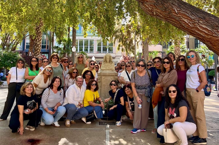 Mujer Mujer Rural de las pulpileñas a Alicante