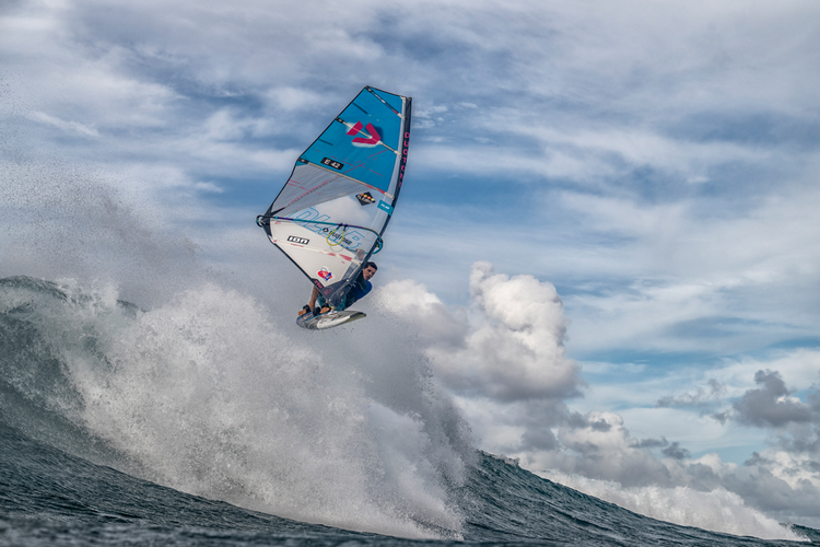 victor-fernandez-hawaii-2025