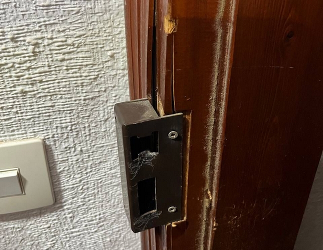 251104 La Policía Local de Adra detiene a un individuo por allanamiento de morada