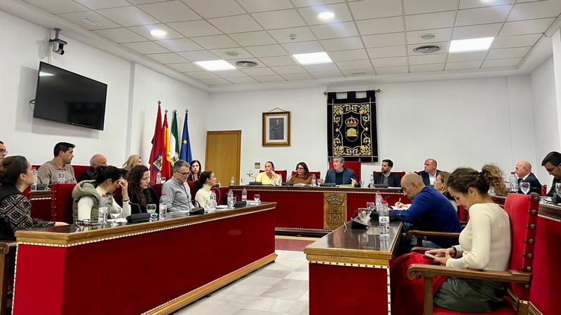 251128 Adra rechazo violencia contra Junta Central Usuarios