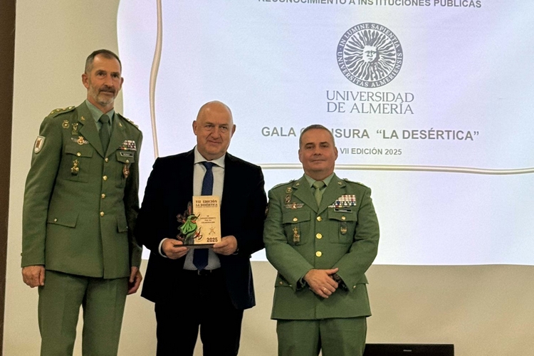 FOTO 1 NOVIEMBRE 30 2025 RECONOCIMIENTO DE LA LEGIÓN A LA UAL