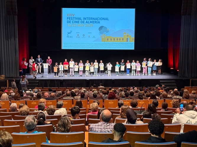 WhatsApp Image 2025-11-19 at 17.24.08