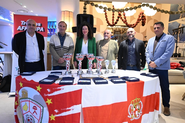 ALCALDESA PREMIOS ASOCIACIÓN FUTBOLISTAS MAYORES 43 (4)