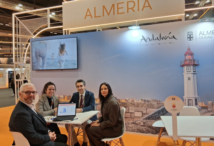 Encuentro con Diputación con EasyJet