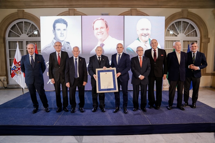 Escudo de Oro Ortega Viñolo (2)