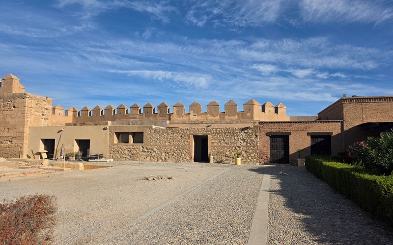 260204 zona baños públicos Alcazaba