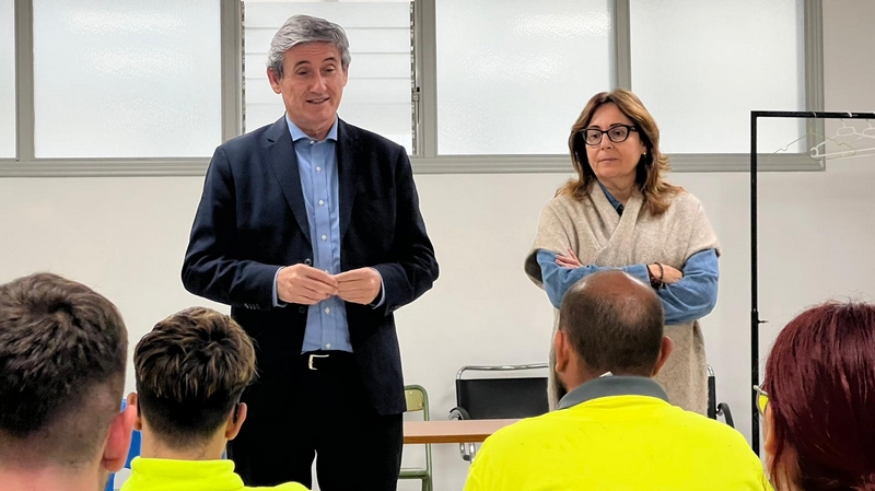 260219 El Ayuntamiento de Adra incorpora a 6 jóvenes desempleados a través del programa Activa-T Joven (2)