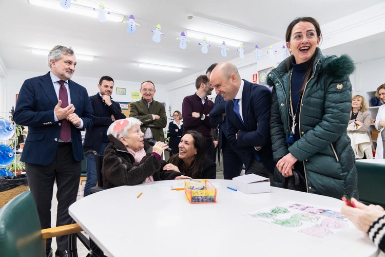 Primera piedra residencia (1)