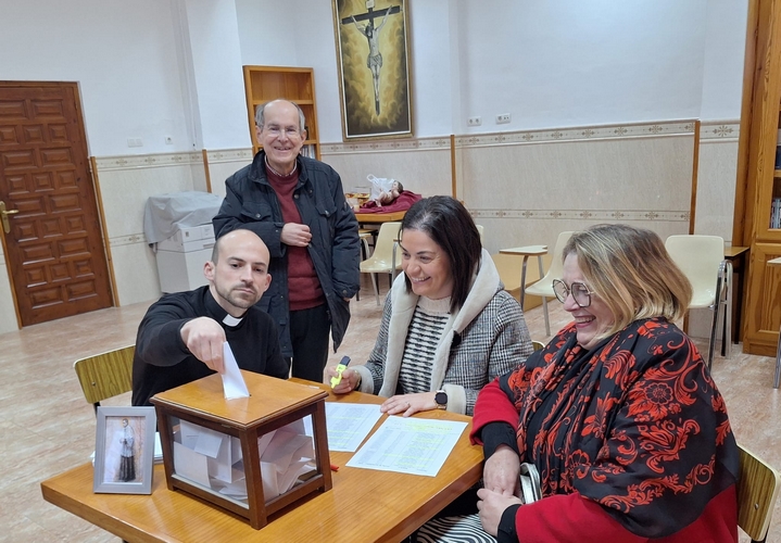 jose gabriel lirola hermano mayor hdad Padre Rubio Dalías