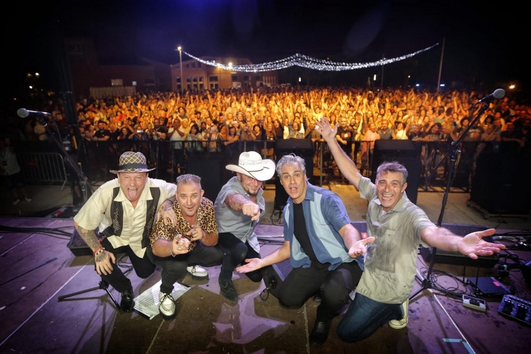 los-rebeldes-1024x683